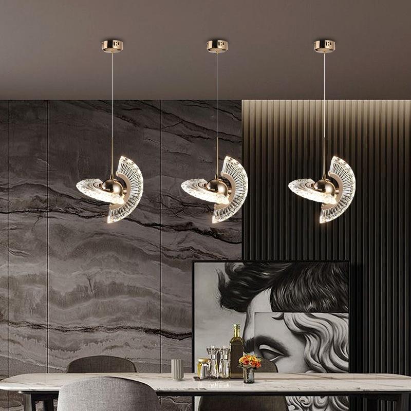 Lustre contemporain pour décoration moderne et élégante