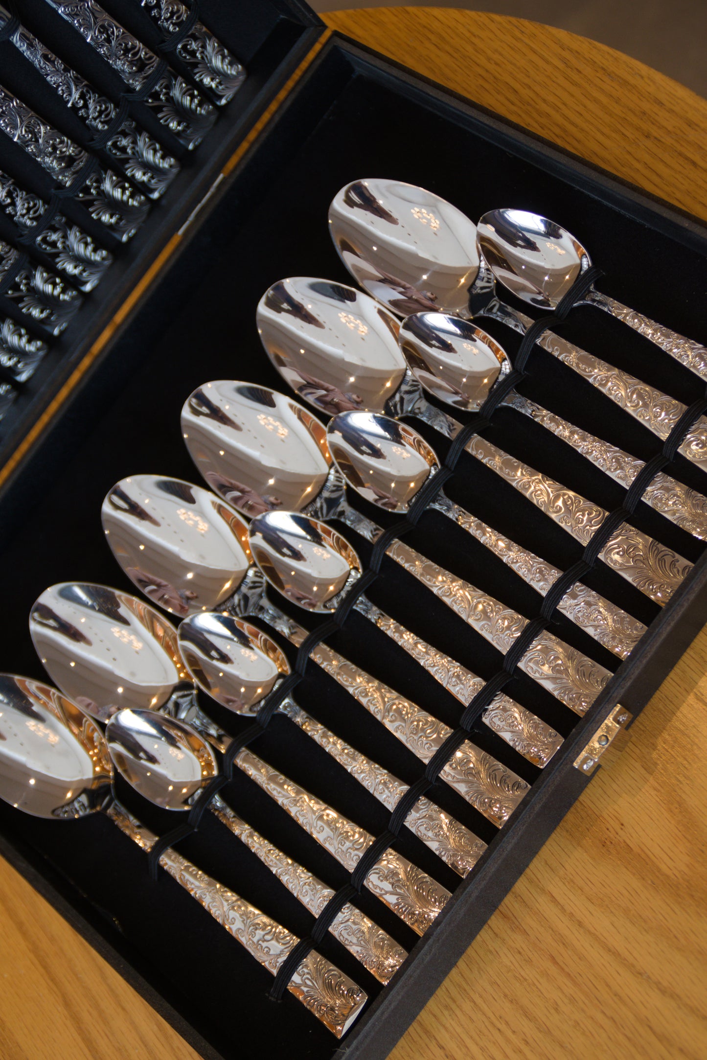 Ménagère 24 pièces SANTAMARTA SILVER pour 6 personnes
