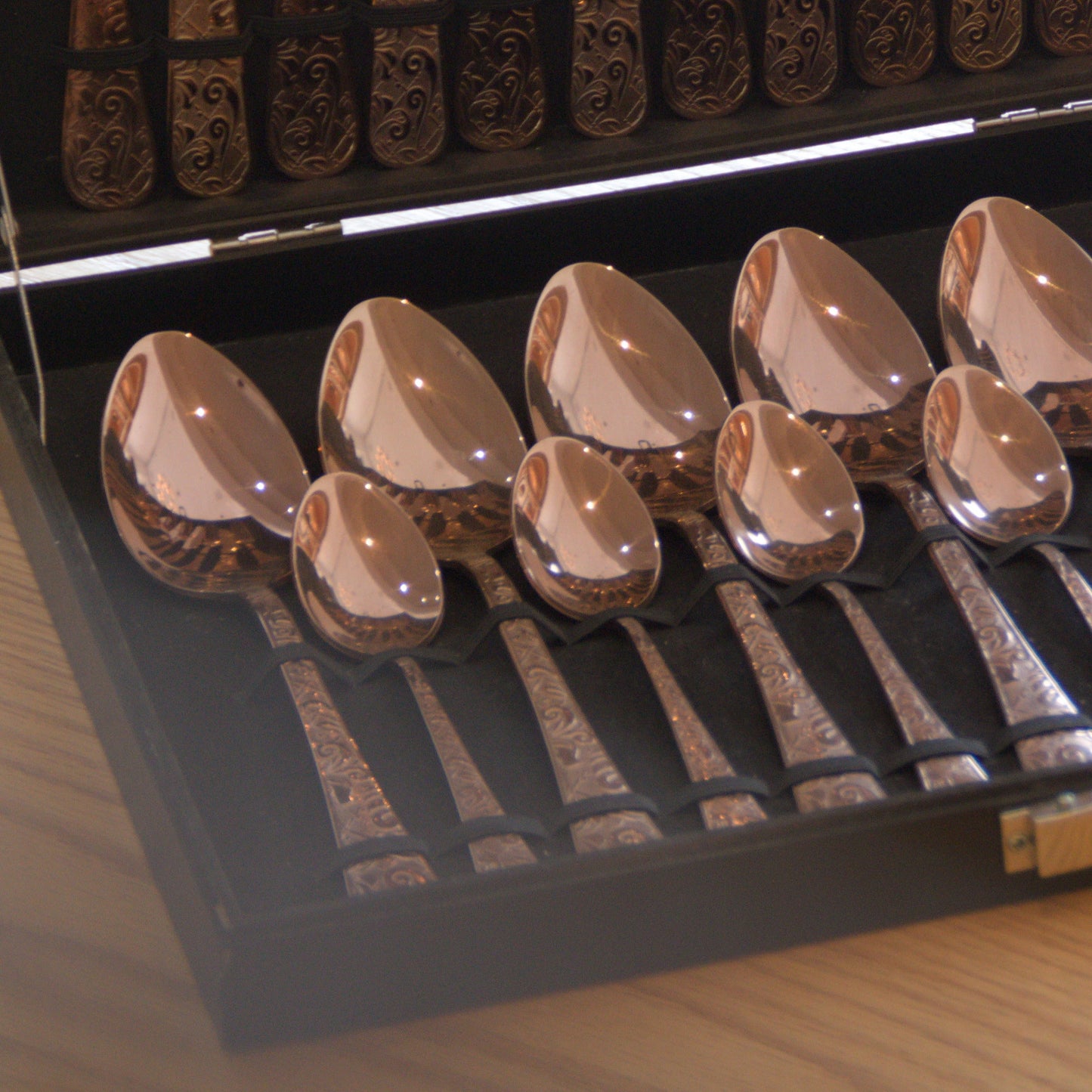 Ménagère 24 pièces NEW NAMISH ROSE GOLD pour 6 personnes