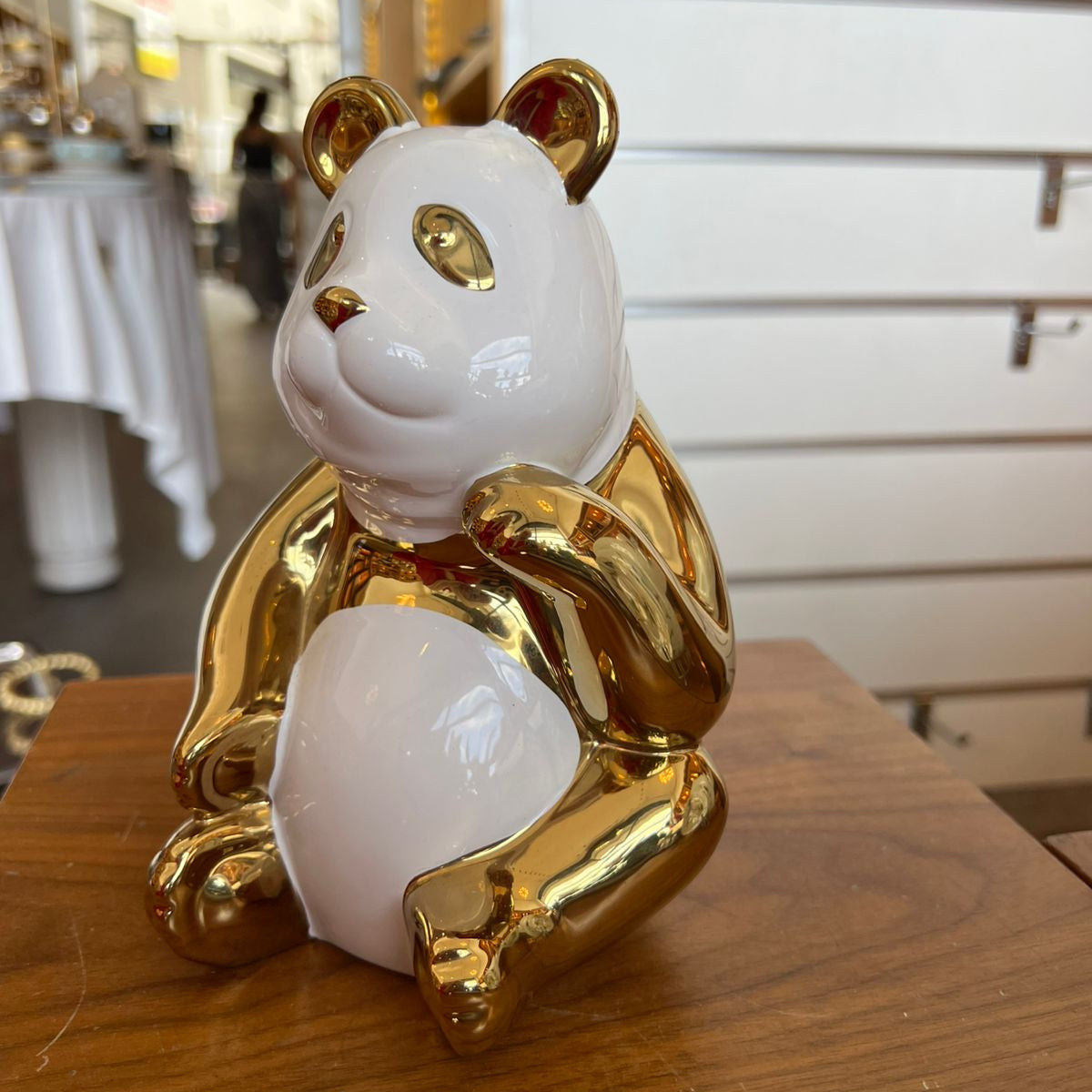 DECOR PANDA STATUE B