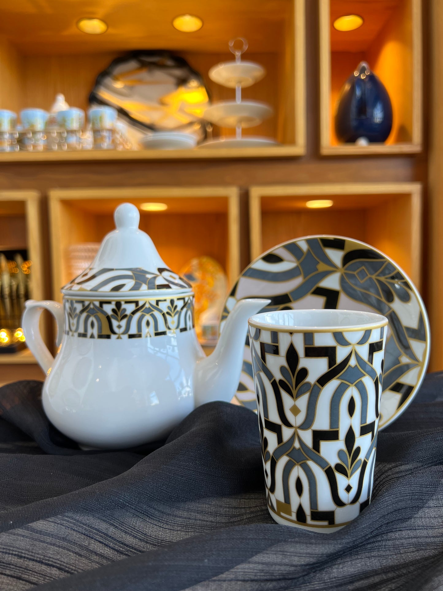 Ensemble petit déjeuner de 13 pièces Arabesque