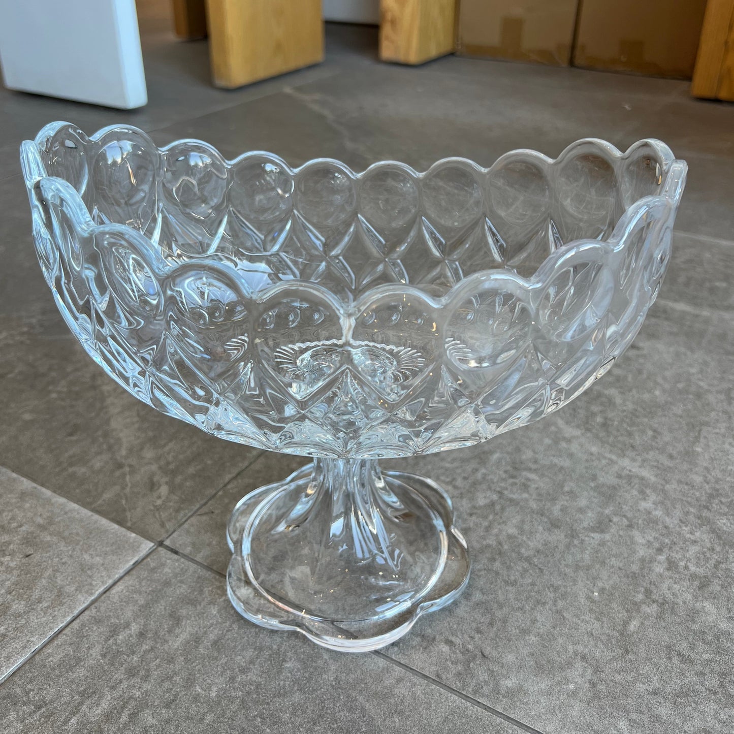 Coupe à fruits sur pied – Modern