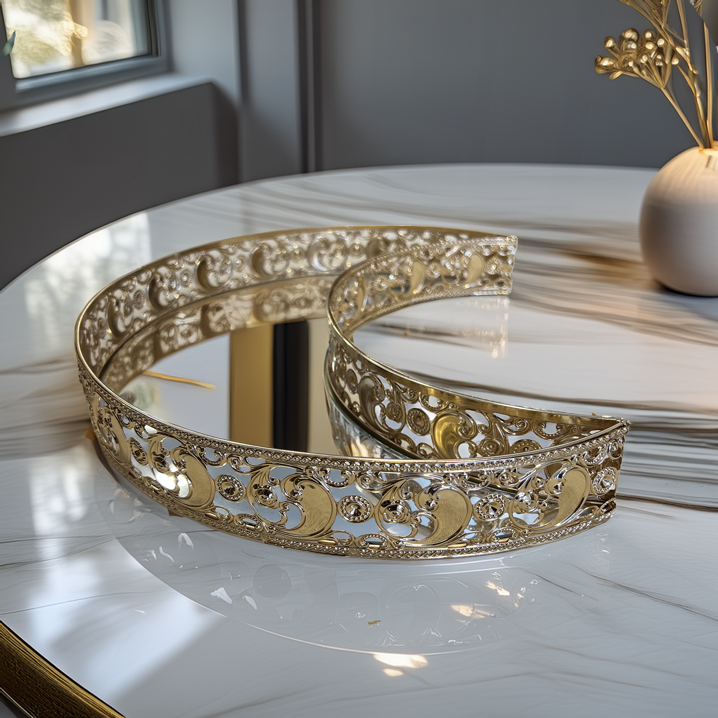 Plateau en forme de lune – Doré &miroir