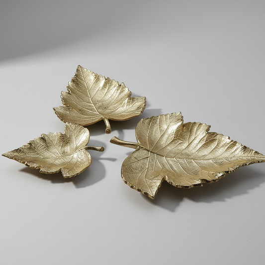 PLAT DECORATIF FEUILLE DOREE EN FORME DE CŒUR