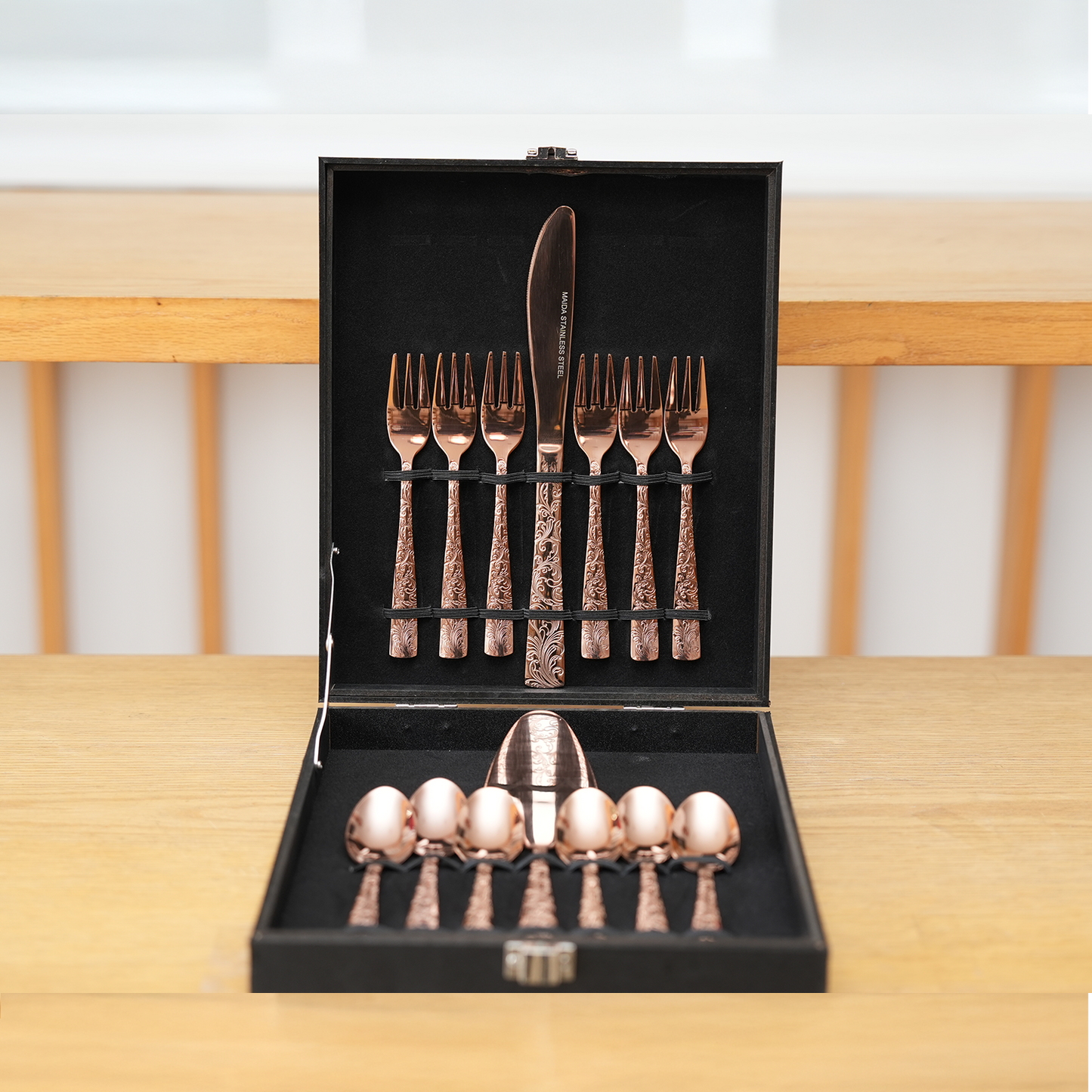 Ménagère à gâteau 14 pièces – Santamarta Bronze