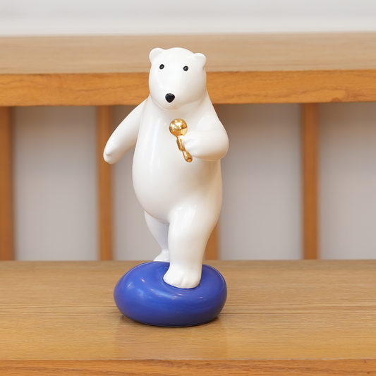 Ours chanteur au micro