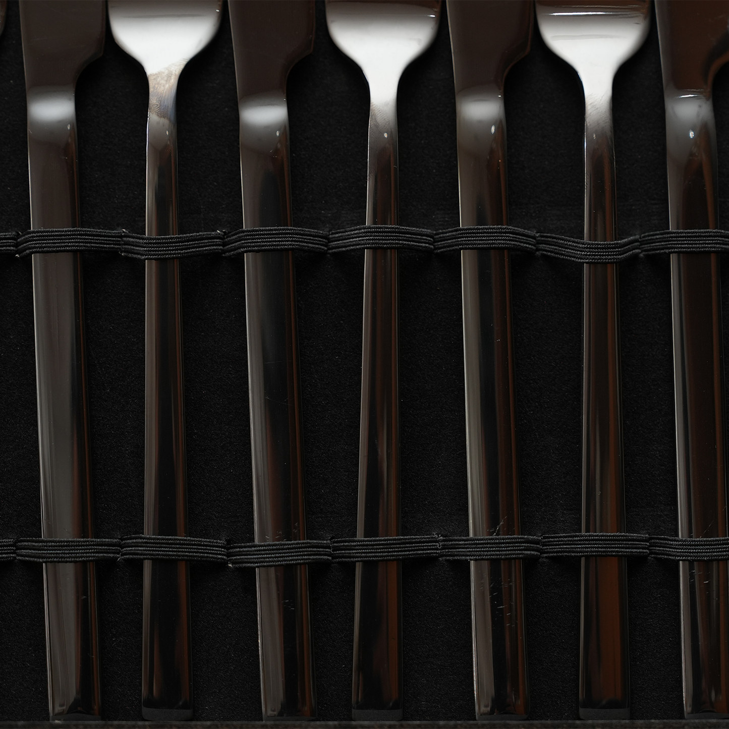 Ménagère 24 pièces TINTIN BLACK pour 6 personnes