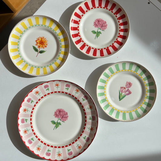 Service à gâteaux 7 pièces– Fleur de Palais