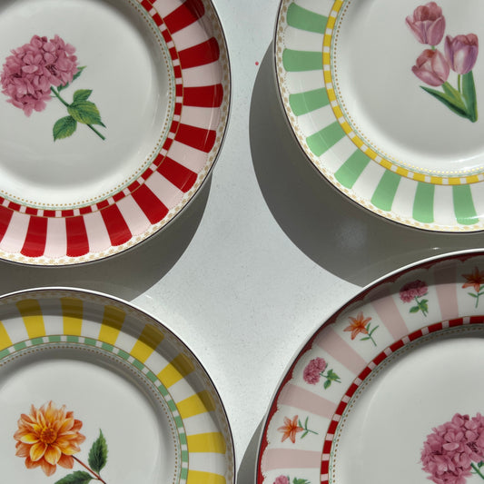 Service à gâteaux 7 pièces– Fleur de Palais