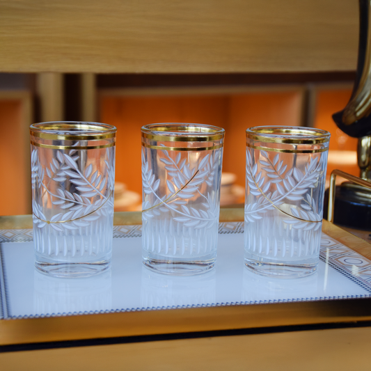 6 VERRES A THE ISLAND
