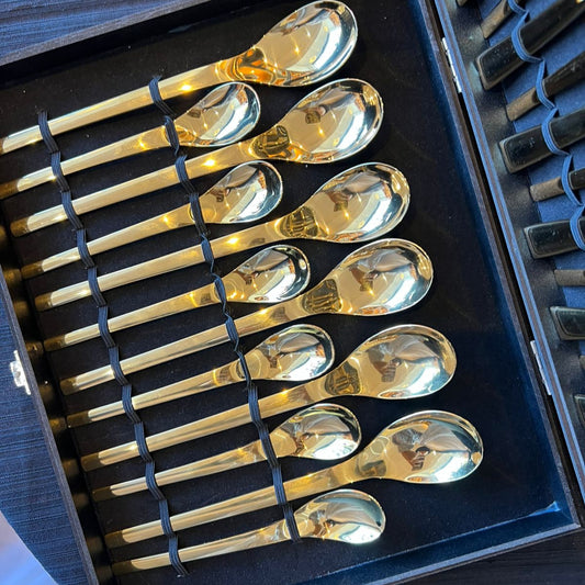 Ménagère 24 pièces AMSTERDAM  gold pour 6 personnes