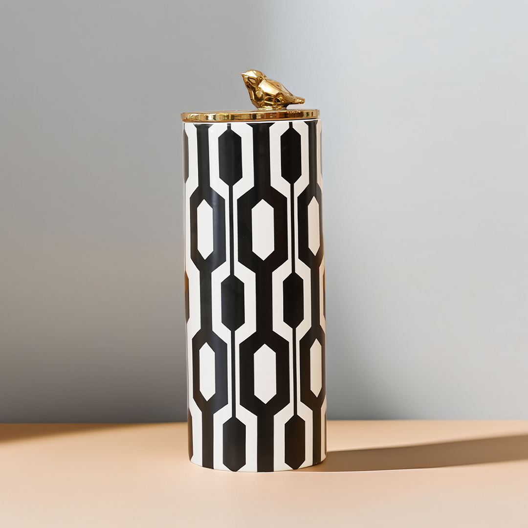 Vase design géométrique noir et blanc